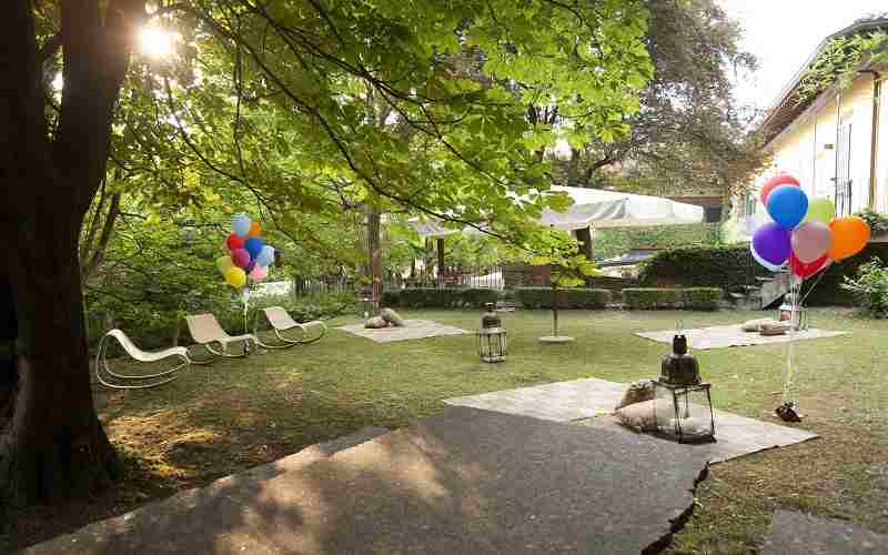 Allestimento del ricevimento a Villa Teodolinda con palloncini